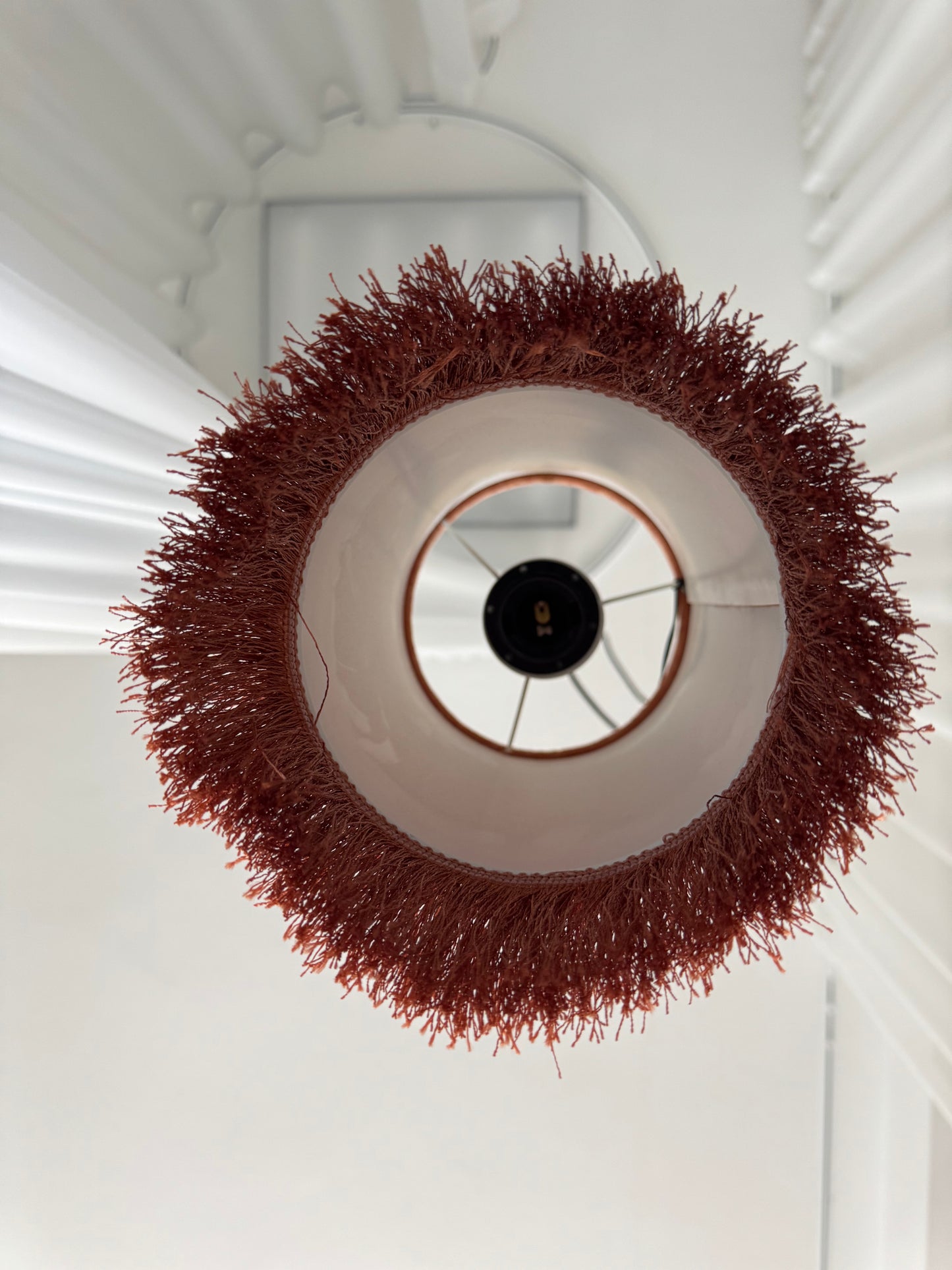 Lampa wisząca Velvet od Madam Stoltz Lampa nowa, z metką